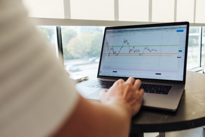 How to Use Technical Analysis in Cryptocurrency Trading