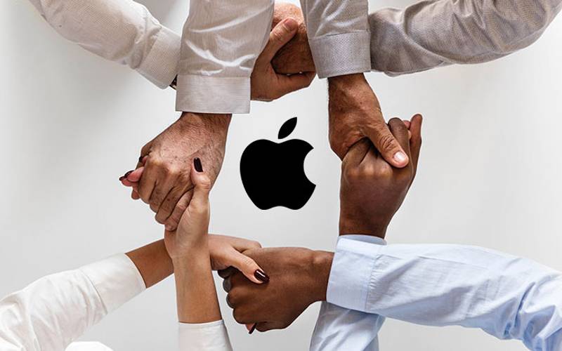 Apple salaries comparably